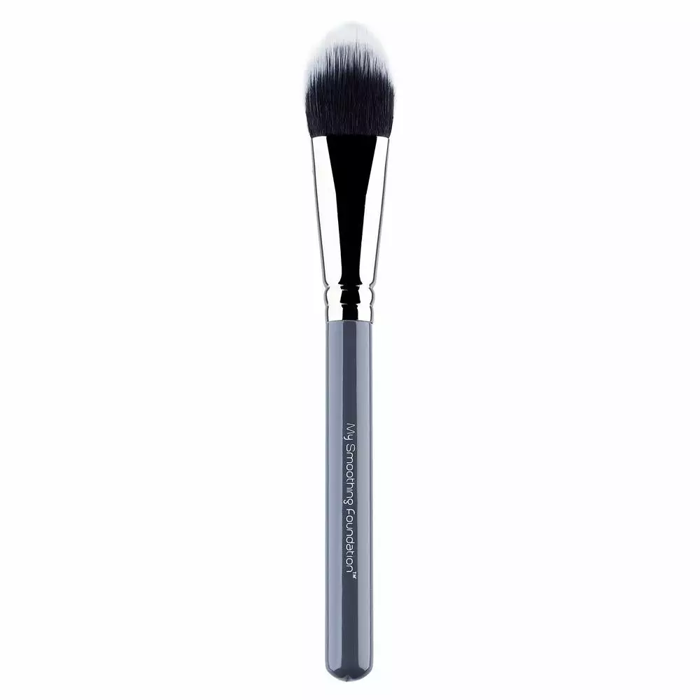 MYKITCO My Smoothing Foundation Brush 0.14 1 MYKITCO My Smoothing Foundation Brush 0.14