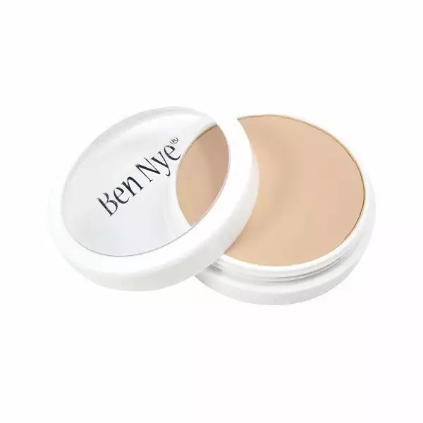 Ben Nye Creme Foundation 30 Ben Nye Creme Foundation