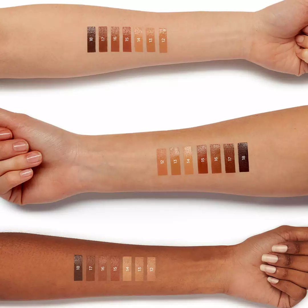 Face Illamasqua Skin Base Foundation 5 Face Illamasqua Skin Base Foundation