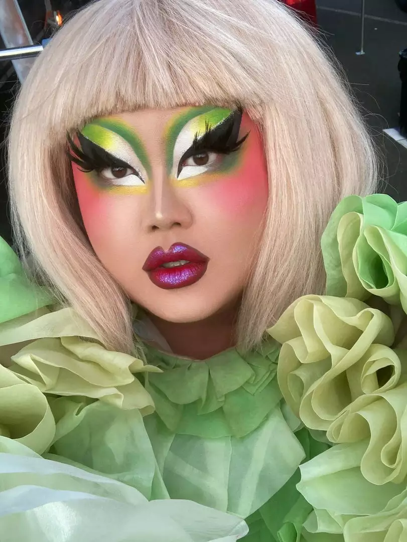 KimChi Chic Beauty Juicy Nine Eyeshadow Palette - 01 Virgin Mojito 5 KimChi Chic Beauty Juicy Nine Eyeshadow Palette - 01 Virgin Mojito