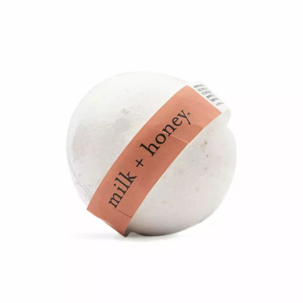 Skincare Milk + Honey Bath Bomb No. 35 (Blood Orange, Ginger, Lemongrass) 1 Skincare Milk + Honey Bath Bomb No. 35 (Blood Orange, Ginger, Lemongrass)