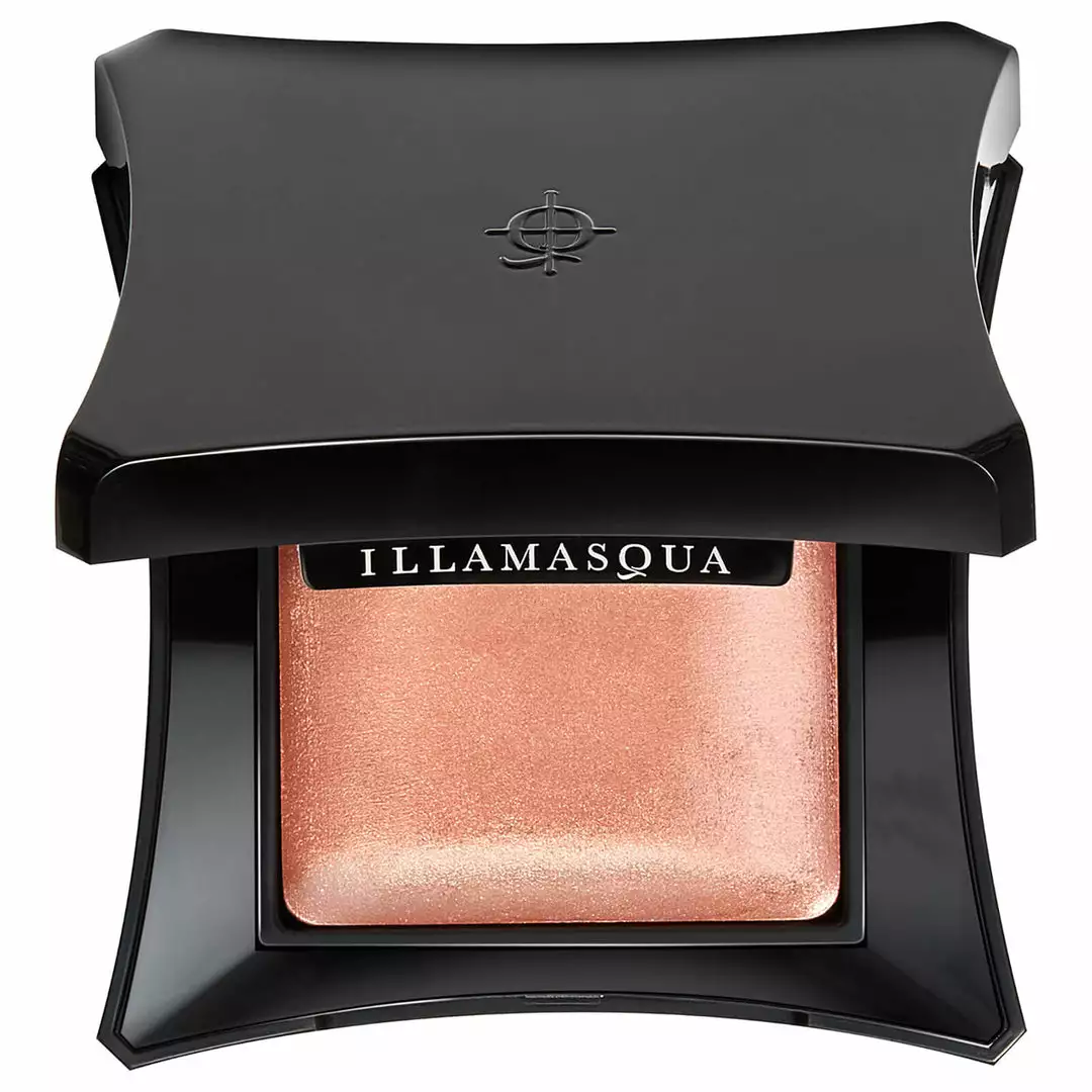 Illamasqua Beyond Powder Highlighter Face 6 Illamasqua Beyond Powder Highlighter Face