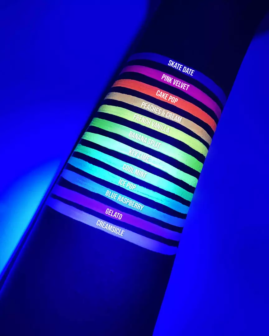 Gavissi UV Matte Retro Liner 3 Gavissi UV Matte Retro Liner