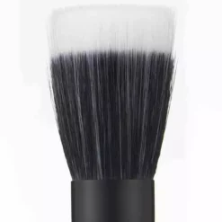 Kits & Tools Scott Barnes Foundation Brush #68