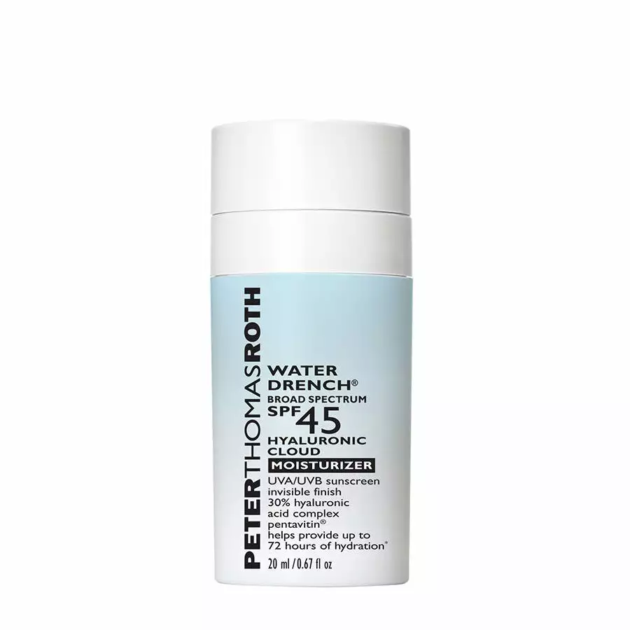 Peter Thomas Roth Water Drench SPF 45 Hyaluronic Cloud Moisturizer 3 Peter Thomas Roth Water Drench SPF 45 Hyaluronic Cloud Moisturizer